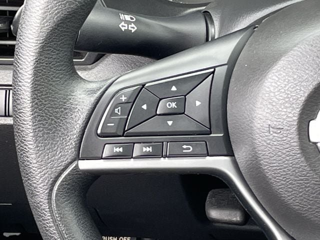Used 2024 Nissan Altima 2.5 SV FWD image 13
