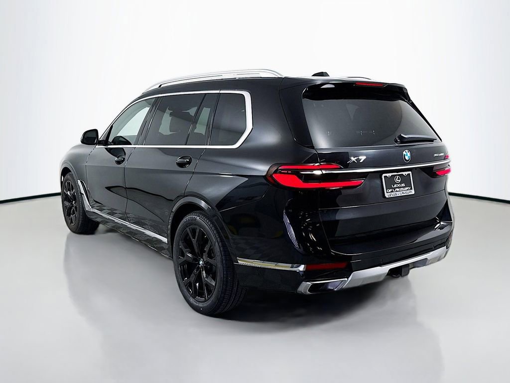 Used 2024 BMW X7 xDrive40i w/ Premium Package AWD/4WD image 7