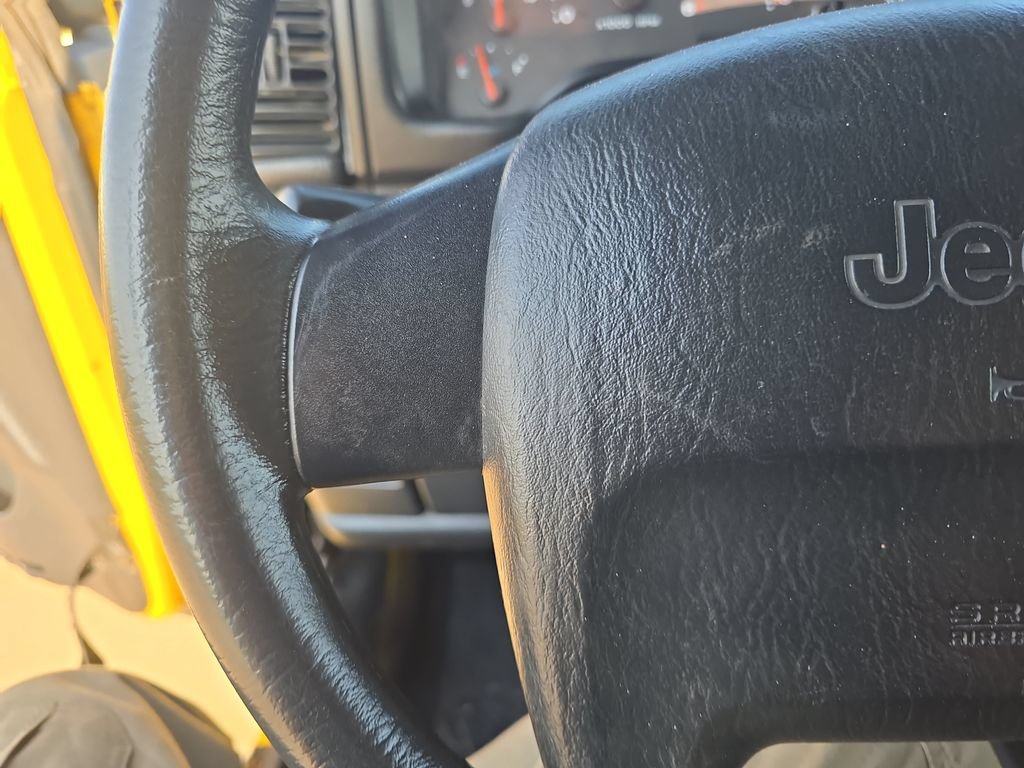 Used 2004 Jeep Wrangler 4WD image 15