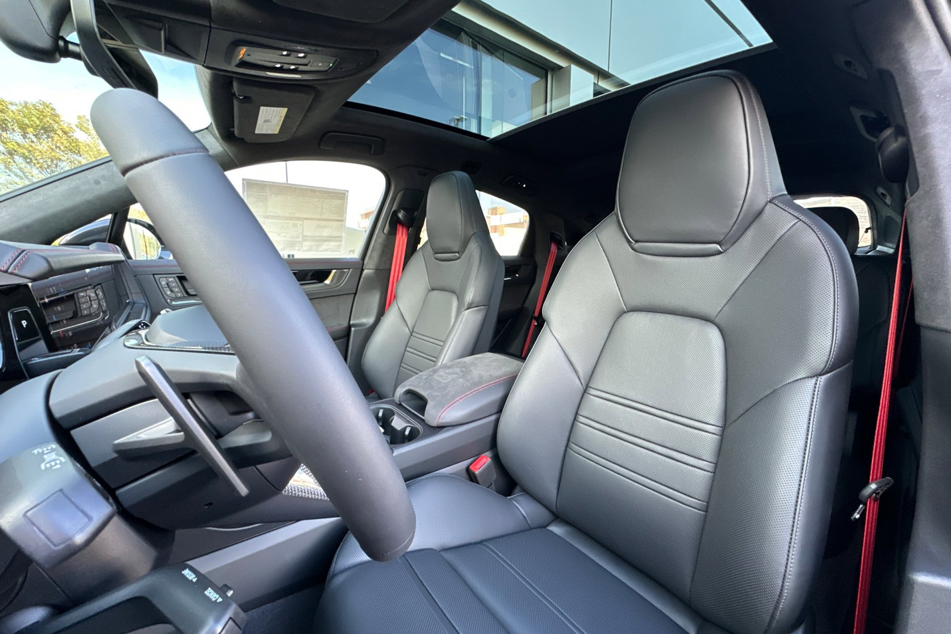 New 2026 Porsche Cayenne GTS image 5