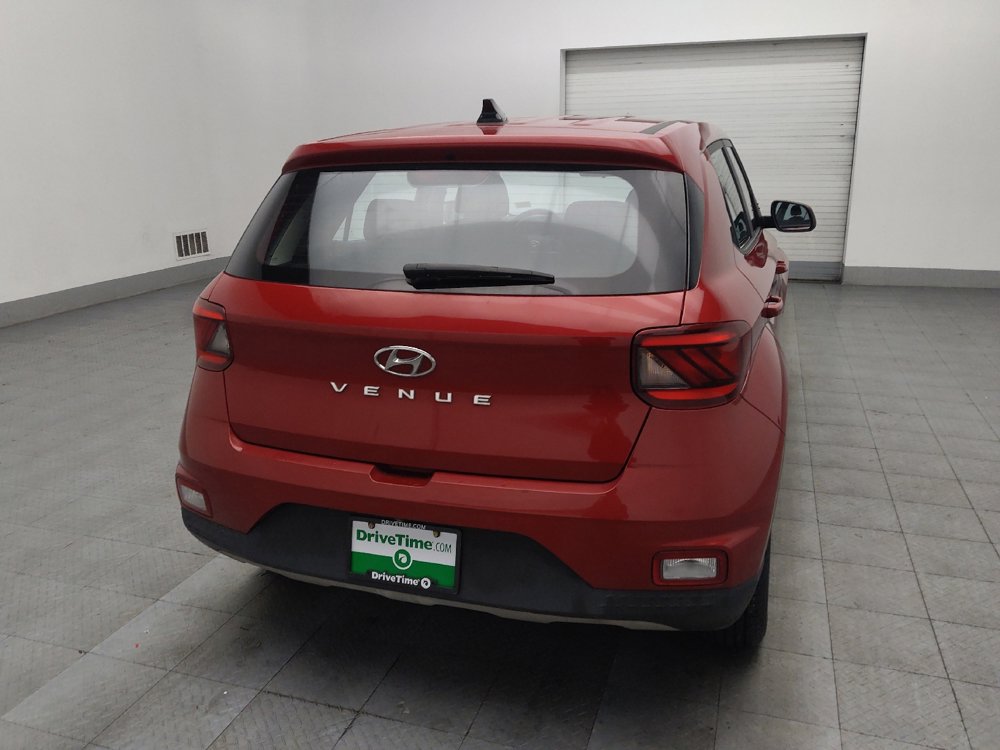 Used 2021 Hyundai Venue SE image 7