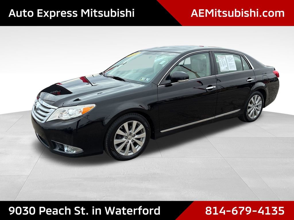 Used 2011 Toyota Avalon Limited image 3