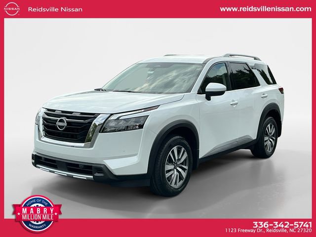 New 2025 Nissan Pathfinder SL