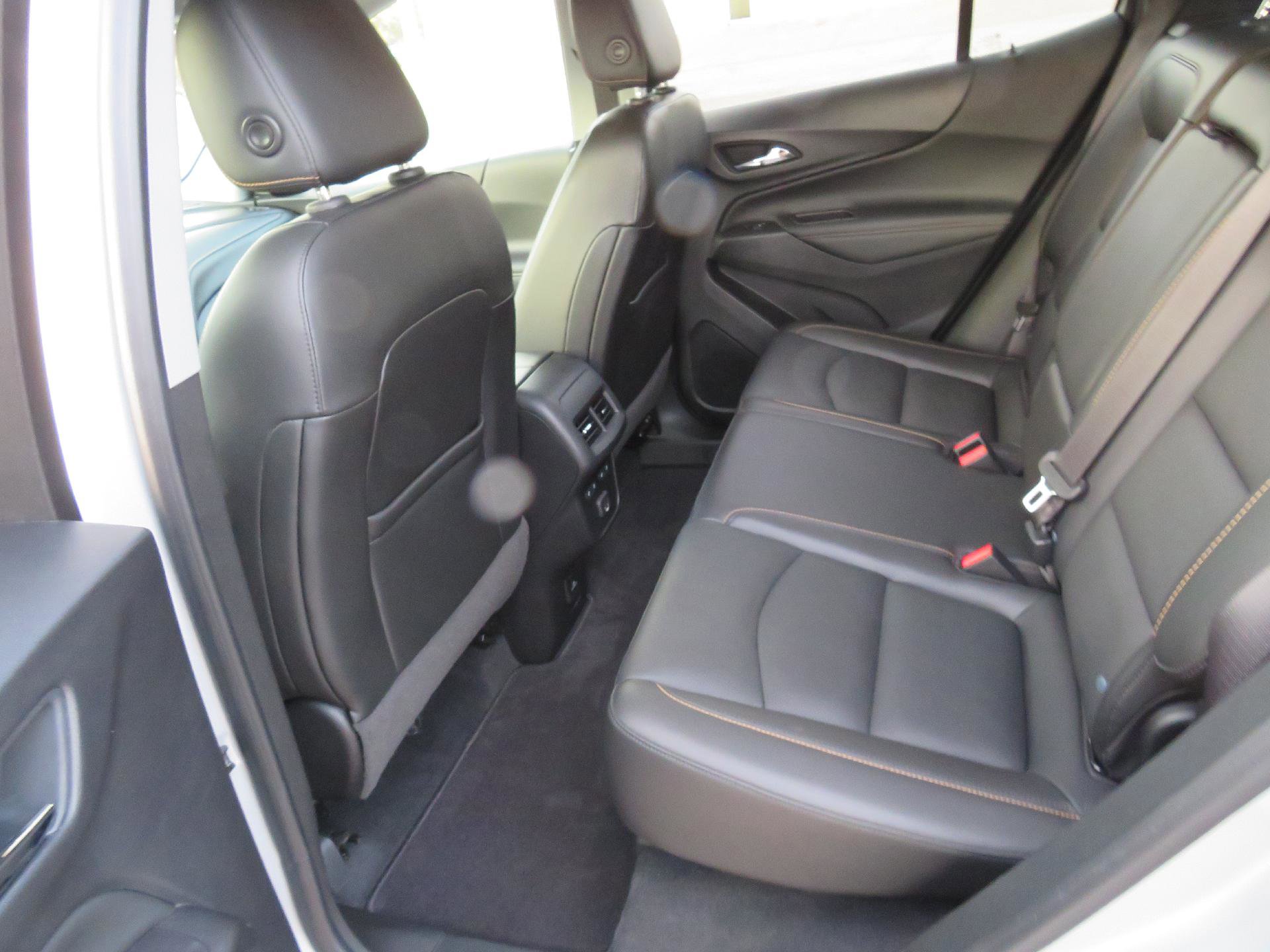 Used 2020 Chevrolet Equinox Premier image 7