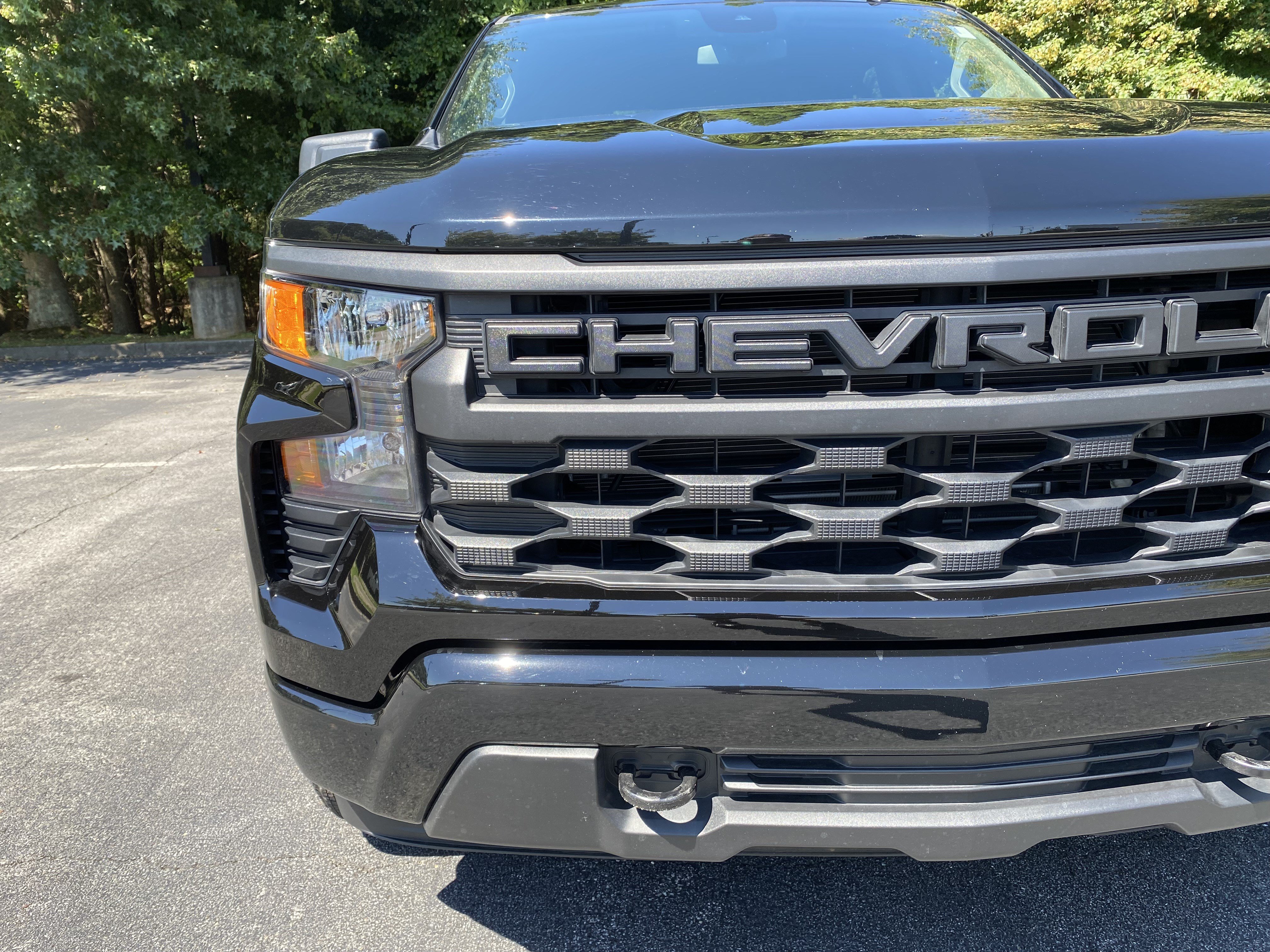 Used 2025 Chevrolet Silverado 1500 Custom w/ Turbomax Blackout Package AWD/4WD image 13