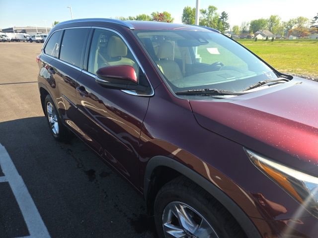 Used 2018 Toyota Highlander Limited image 4