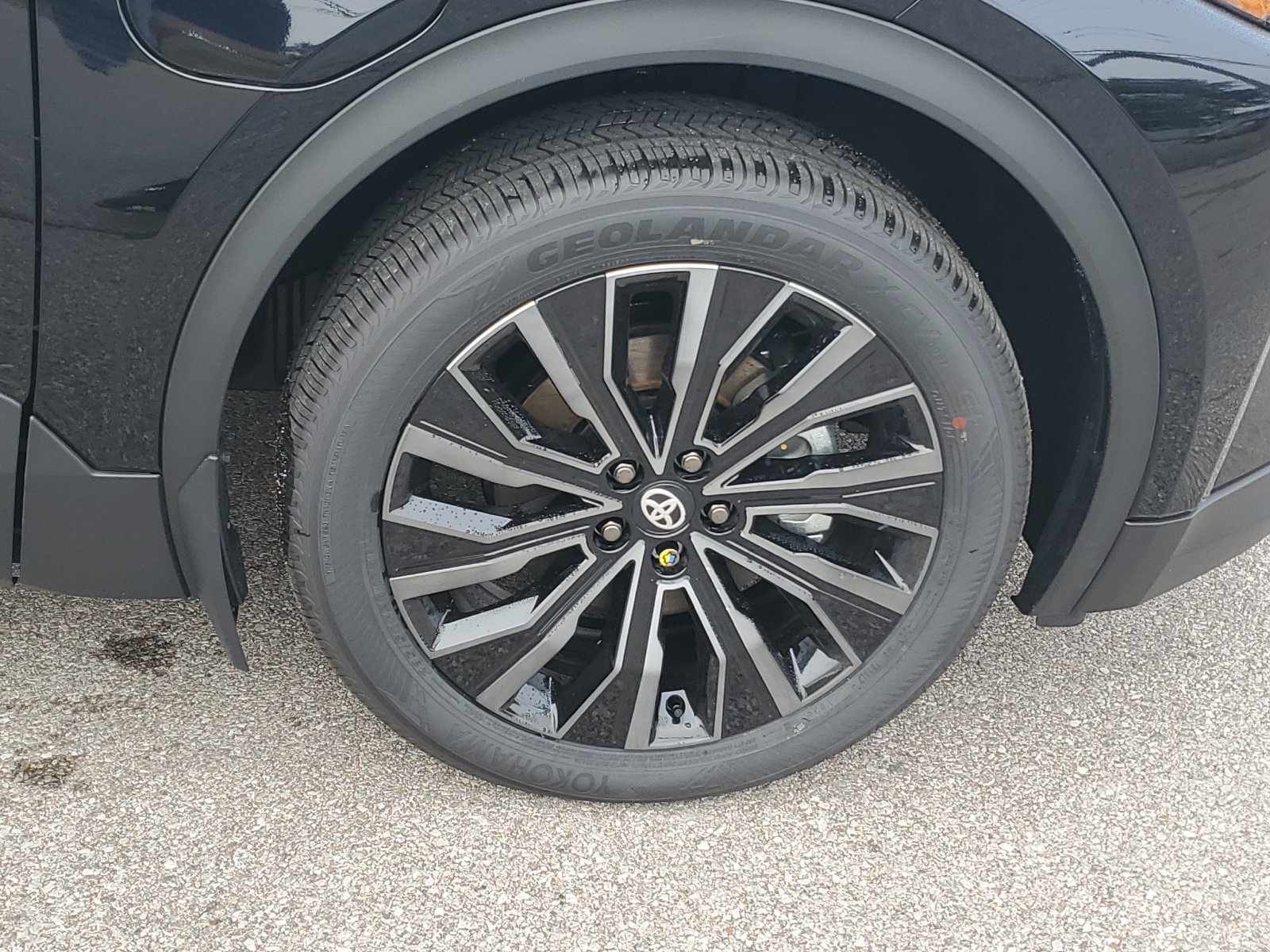 New 2026 Toyota C-HR AWD/4WD image 5