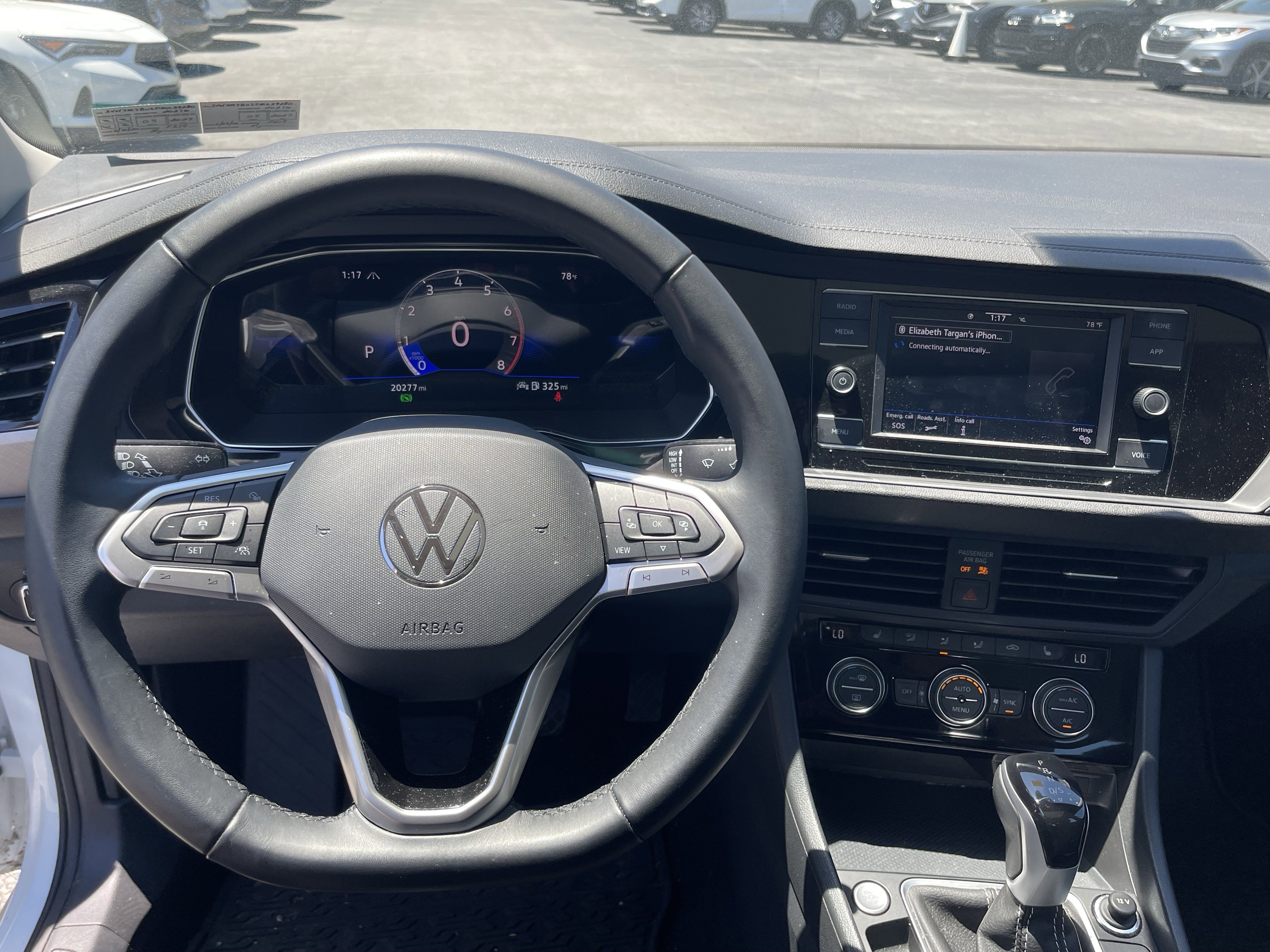 Used 2023 Volkswagen Jetta SE w/ Panoramic Sunroof Package FWD image 12