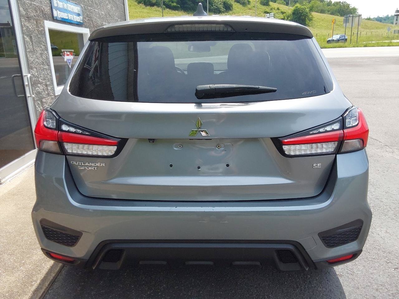 Used 2021 Mitsubishi Outlander Sport SE AWD/4WD image 4