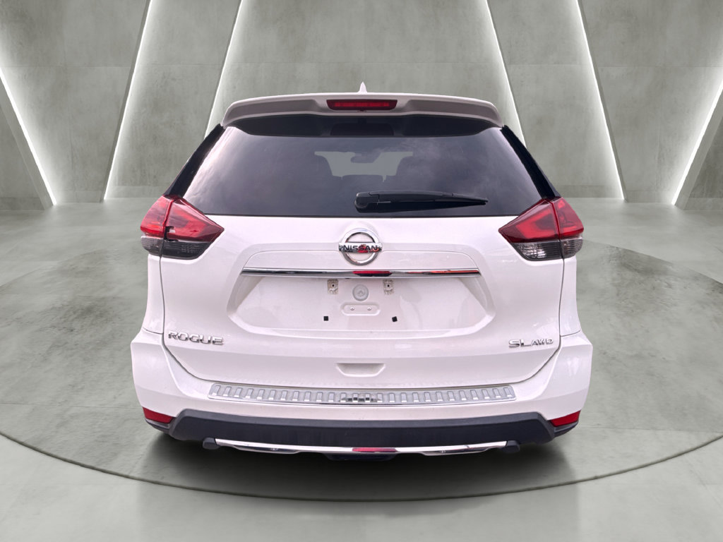 Used 2018 Nissan Rogue SL w/ Premium Package AWD/4WD image 4