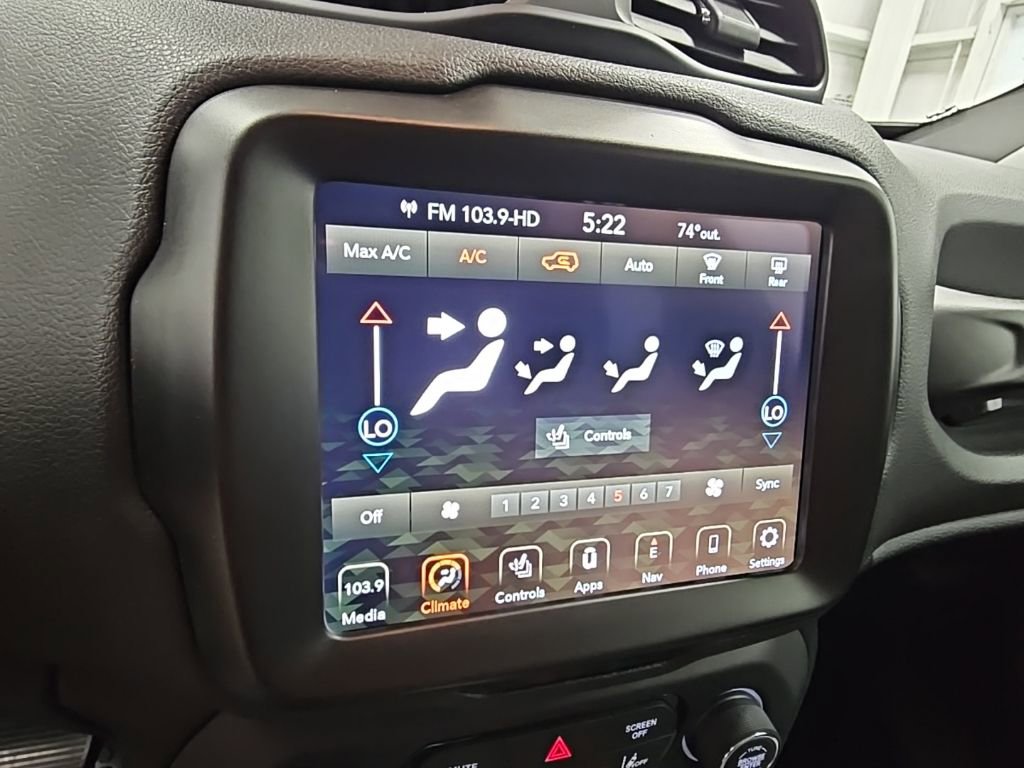 Used 2023 Jeep Renegade Trailhawk w/ Trailhawk Elite Group image 15