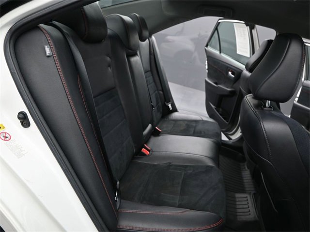 Used 2017 Toyota Camry XSE image 17