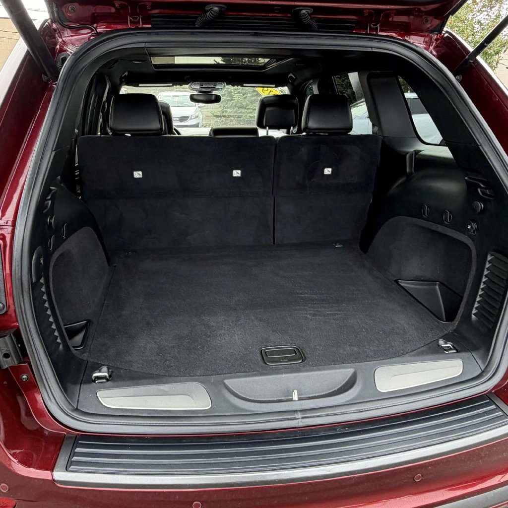 Used 2019 Jeep Grand Cherokee Limited X AWD/4WD image 9