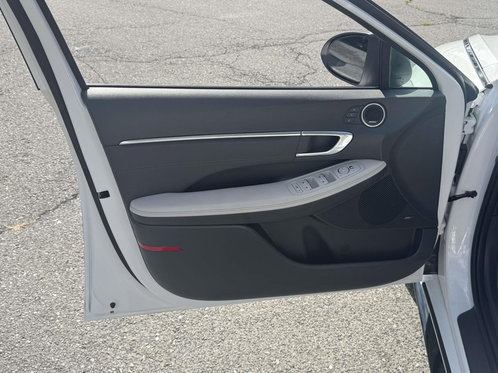 Used 2023 Hyundai Sonata Limited FWD image 14