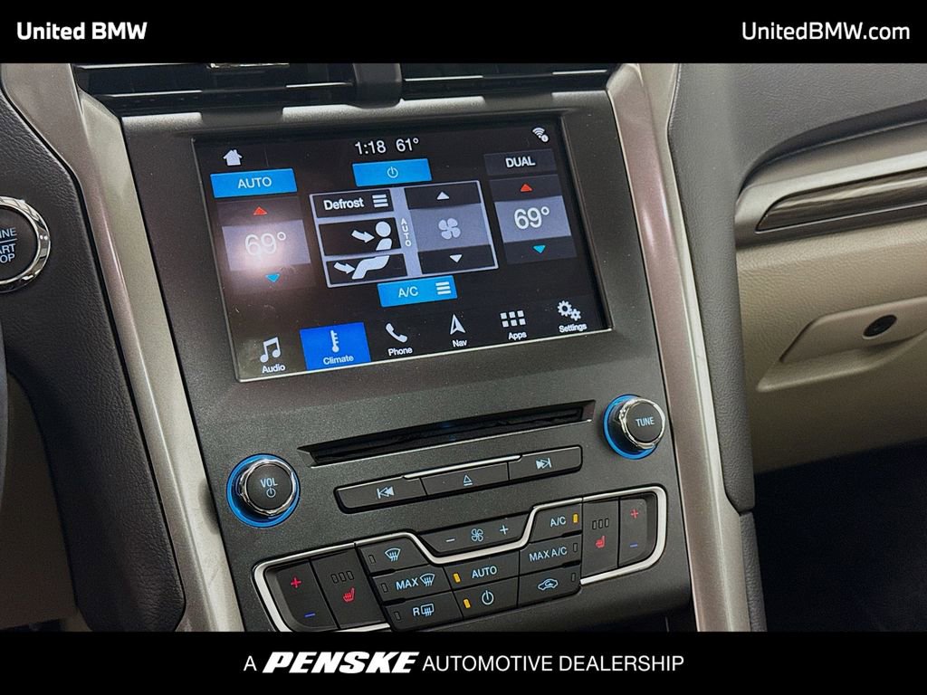 Used 2018 Ford Fusion SE w/ Equipment Group 602A image 11