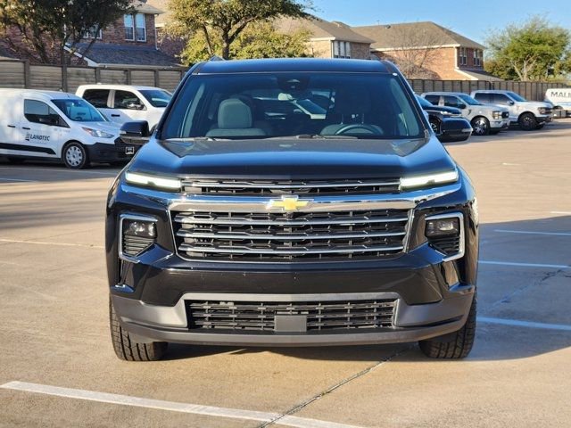 Used 2025 Chevrolet Traverse LT image 10