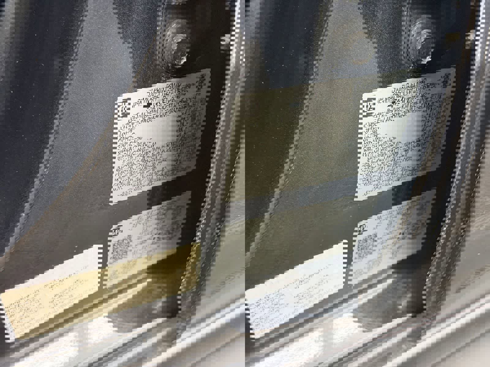 Used 2023 GMC Sierra 1500 AT4 image 31