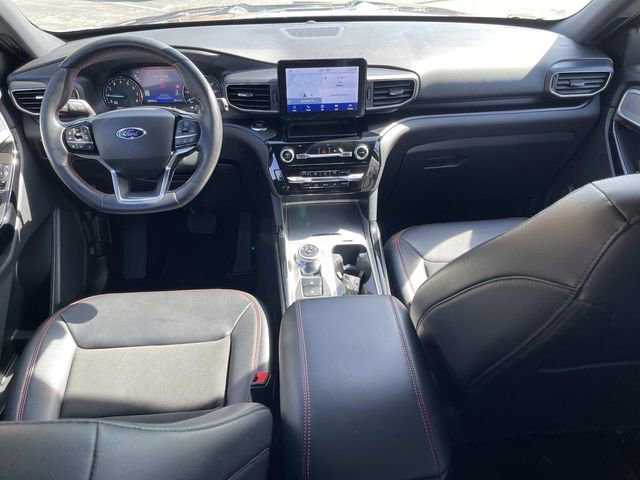 Certified 2023 Ford Explorer ST-Line w/ Class IV Trailer Tow Package image 16