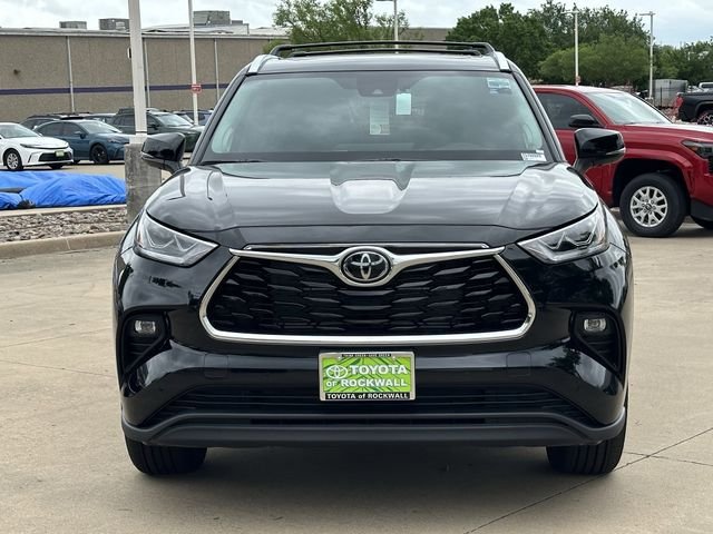 New 2026 Toyota Highlander Limited image 7