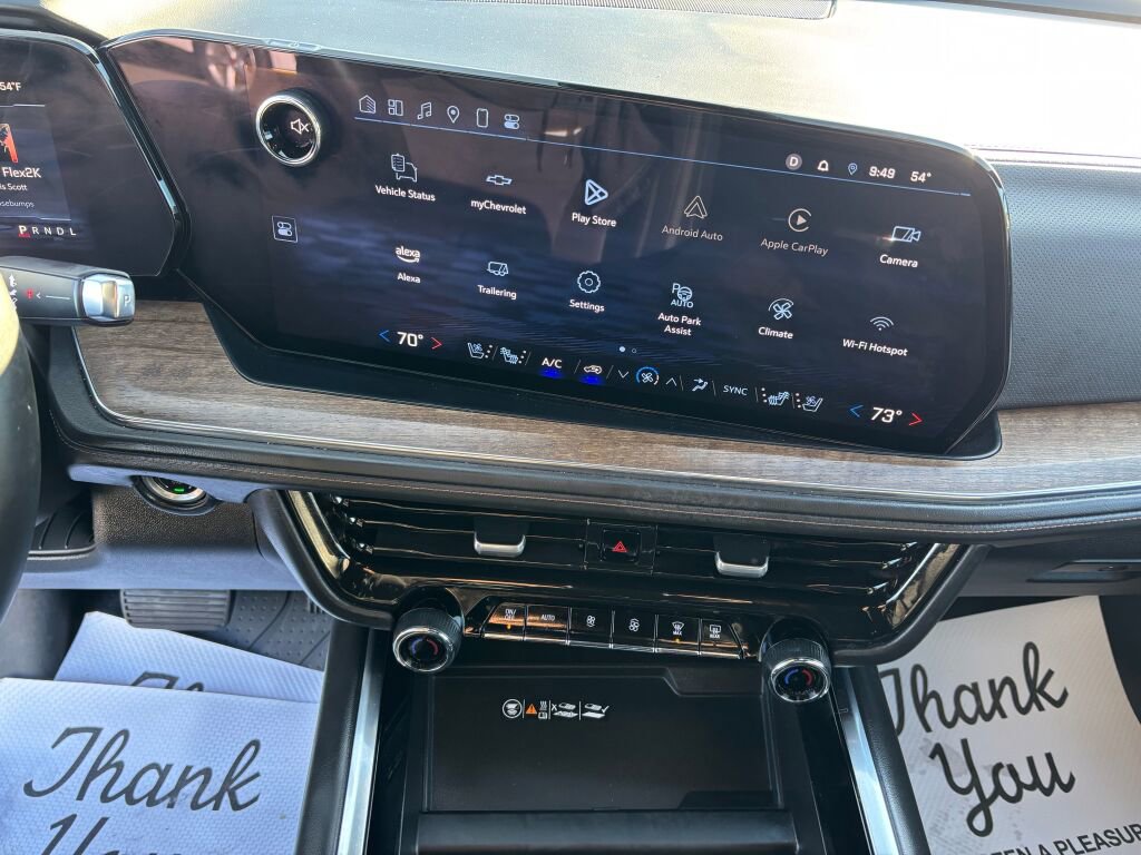 Used 2025 Chevrolet Suburban High Country image 18