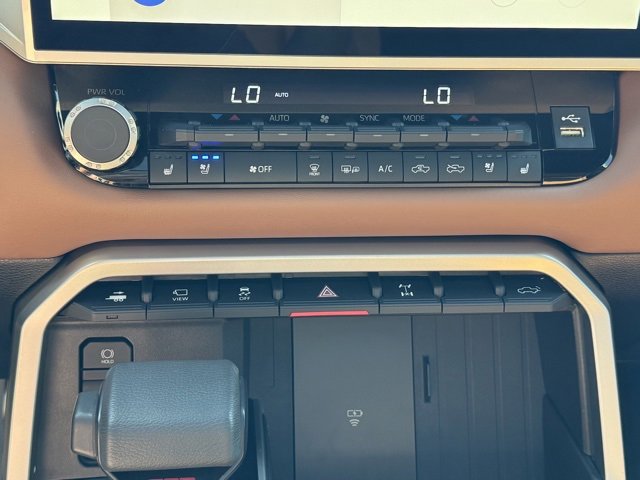 Used 2025 Toyota Tundra 1794 Edition image 30