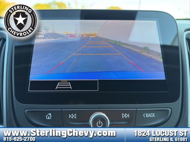 Used 2023 Chevrolet Malibu LT FWD image 17