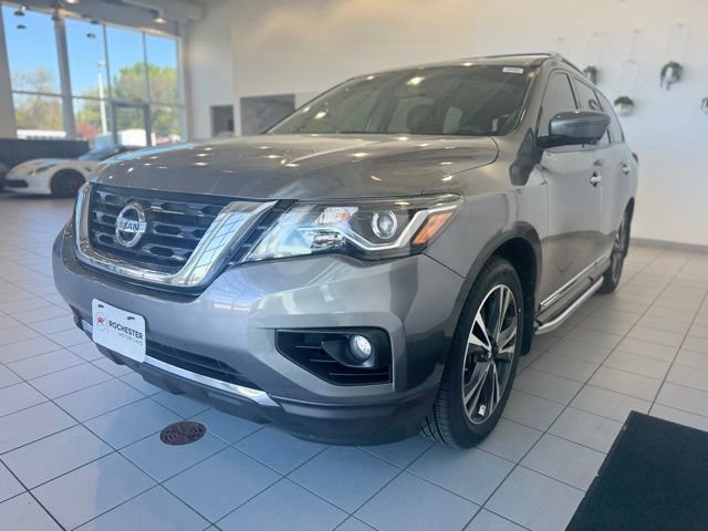 Used 2019 Nissan Pathfinder Platinum FWD image 38