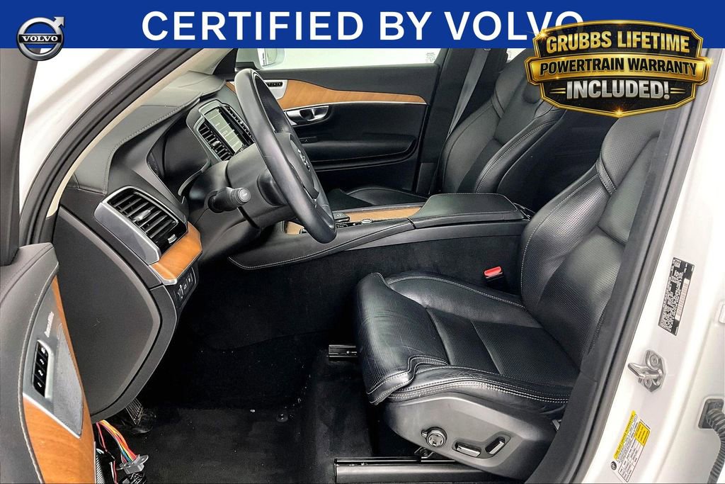Used 2023 Volvo XC90 B6 Plus AWD/4WD image 32