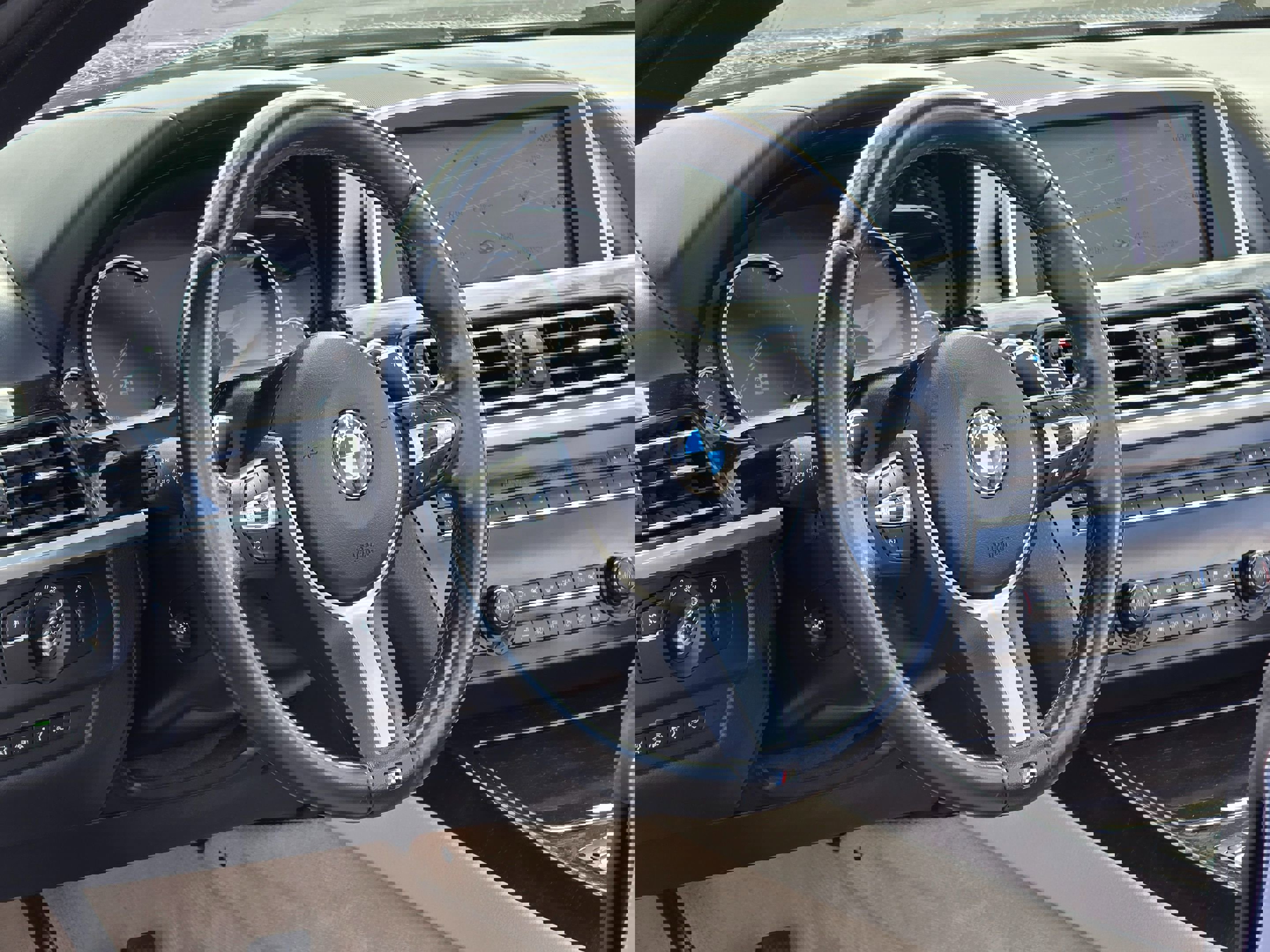 Used 2015 BMW 650i Convertible image 23