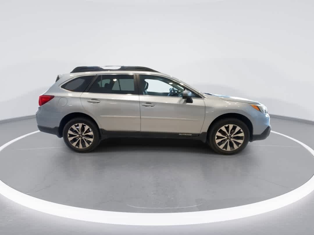 Used 2016 Subaru Outback 2.5i Limited AWD/4WD image 9