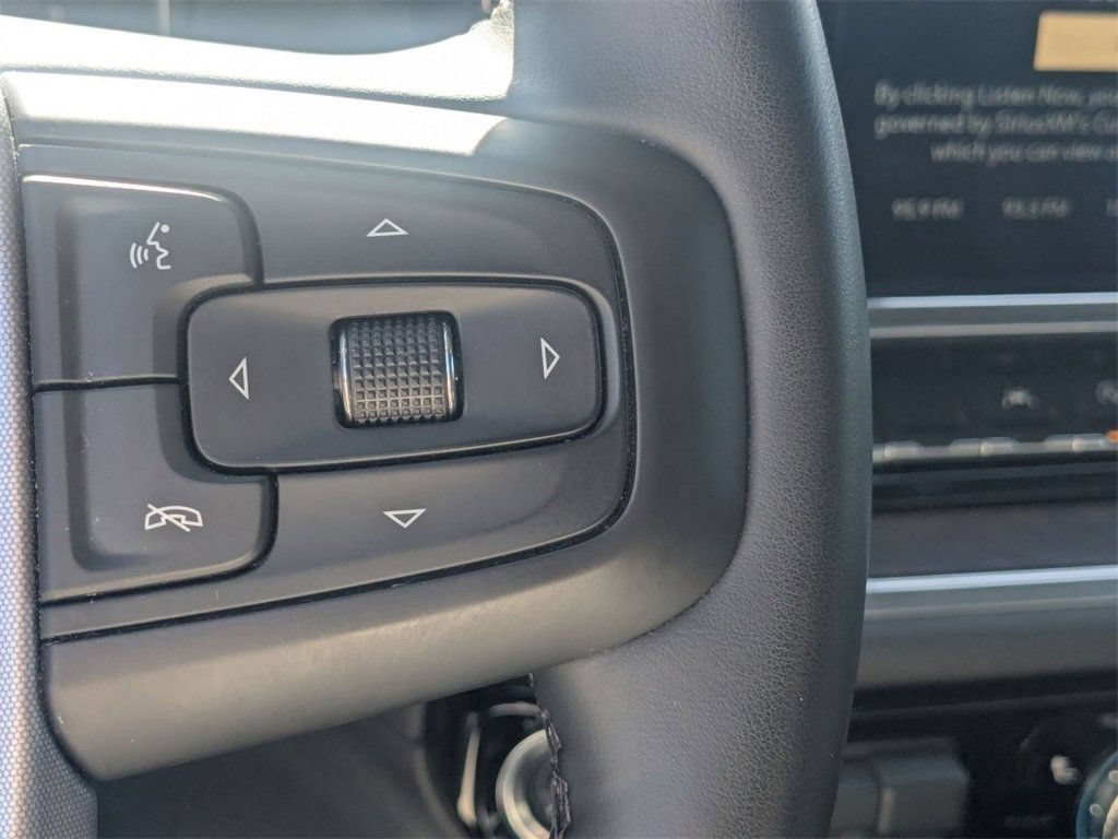 Used 2025 GMC Sierra 1500 SLT RWD image 18