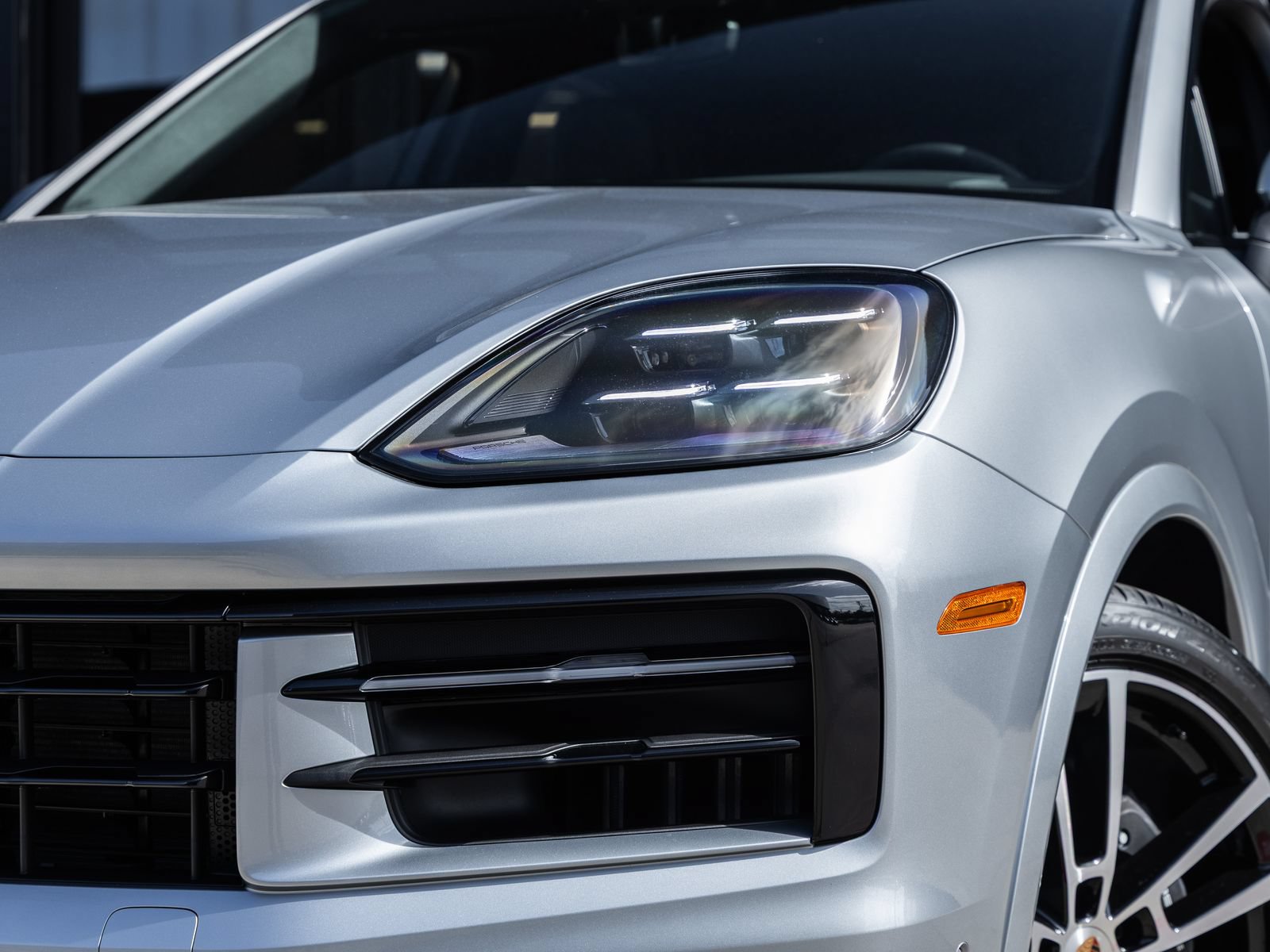 New 2026 Porsche Cayenne Coupe AWD/4WD image 16