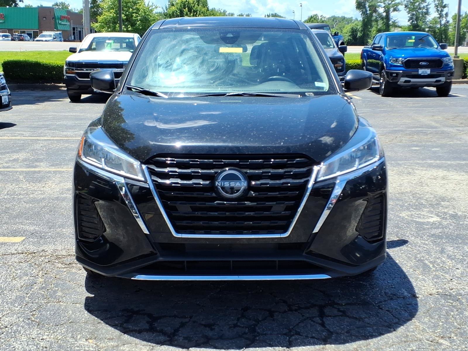Used 2024 Nissan Kicks S FWD image 33