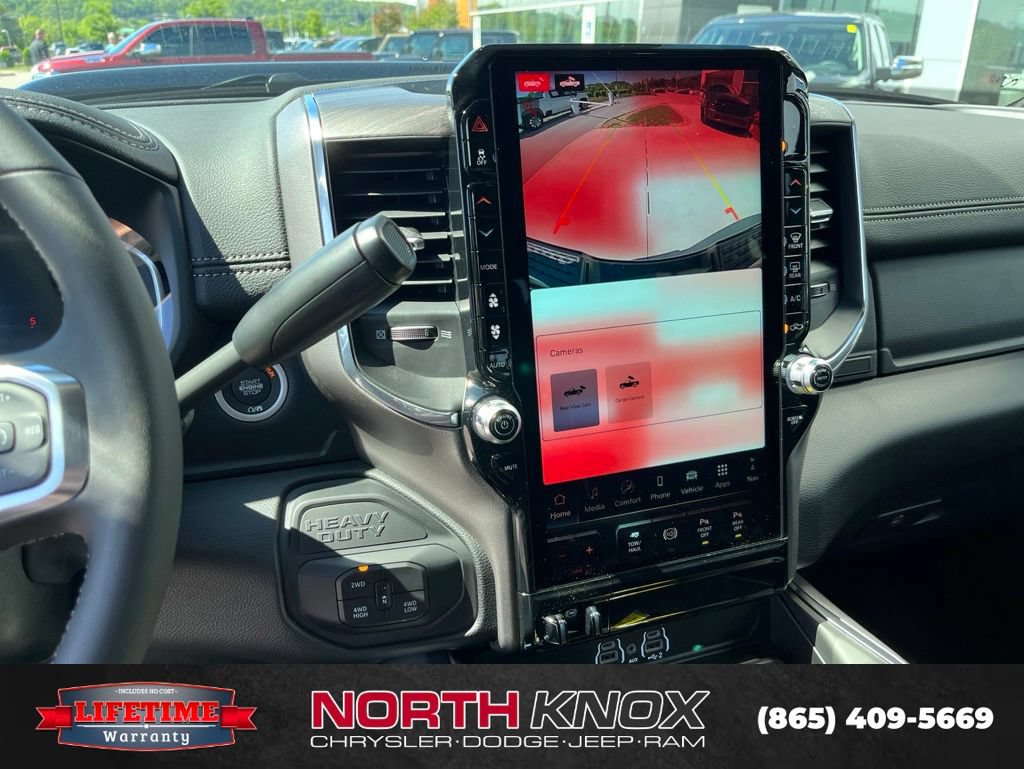 New 2026 RAM 2500 Laramie AWD/4WD image 9