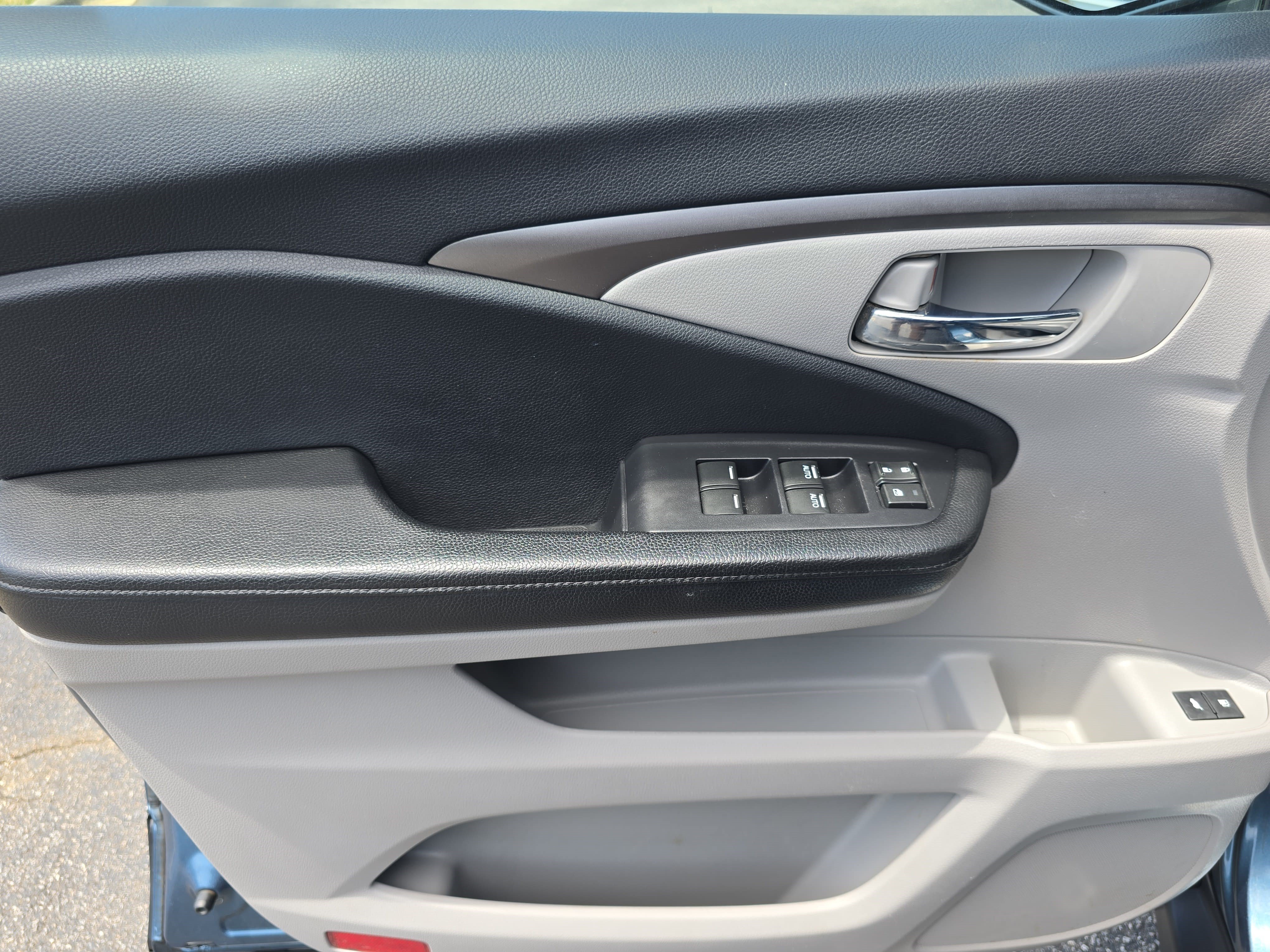 Used 2018 Honda Pilot EX-L image 28