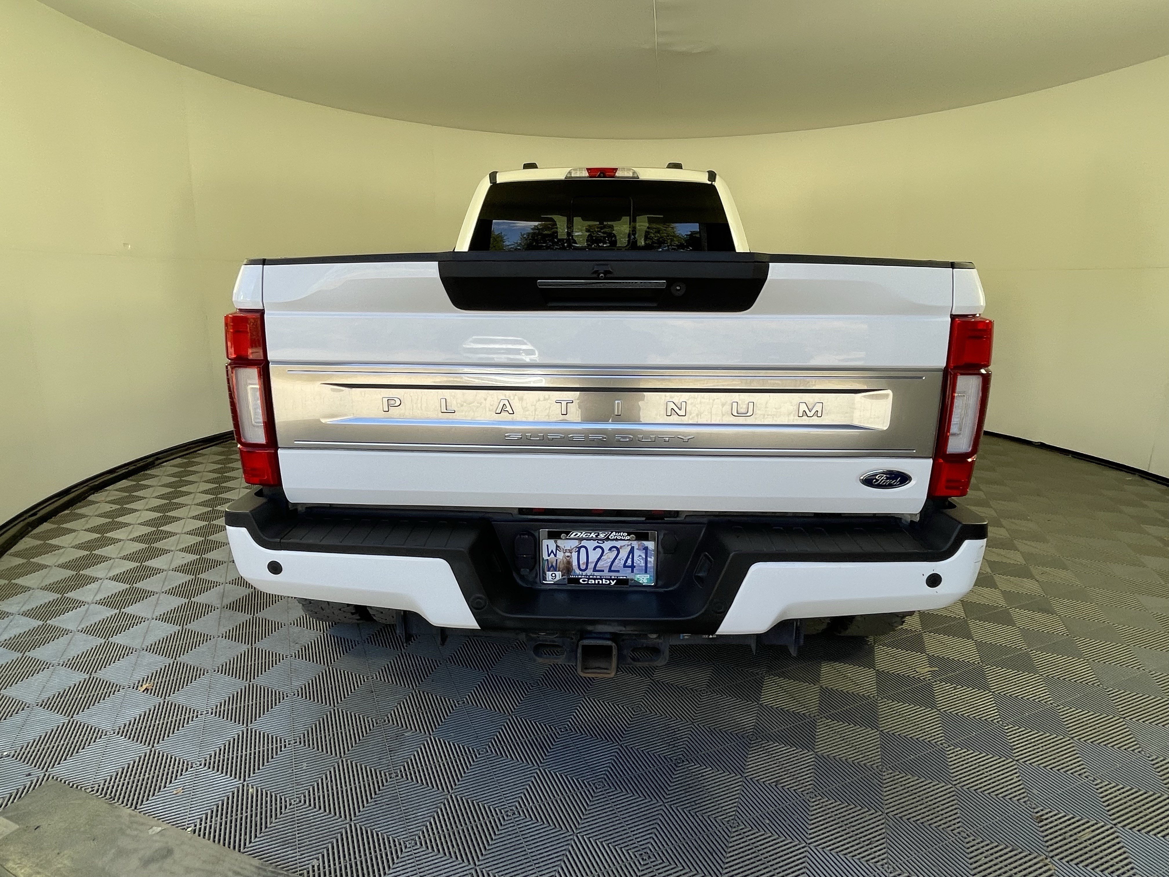 Used 2020 Ford F450 Platinum w/ FX4 Off-Road Package AWD/4WD image 4
