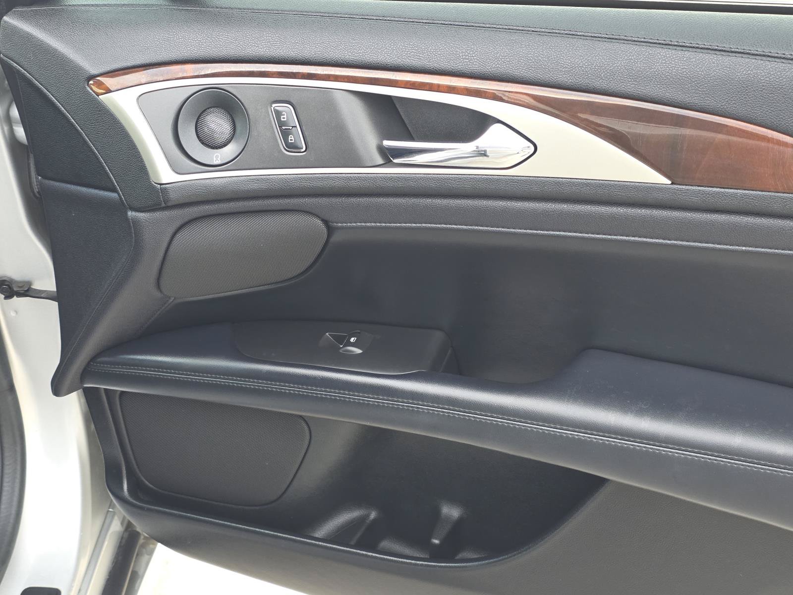 Used 2017 Lincoln MKZ Reserve w/ Climate Package FWD image 17
