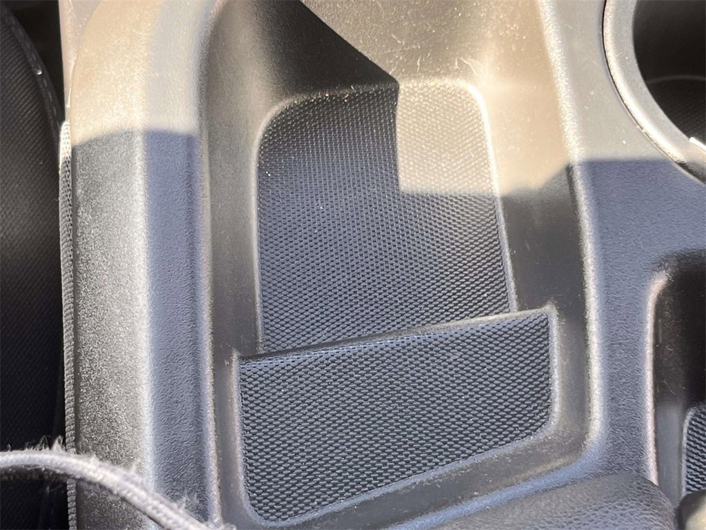 Used 2023 Chevrolet Silverado 1500 LT image 24