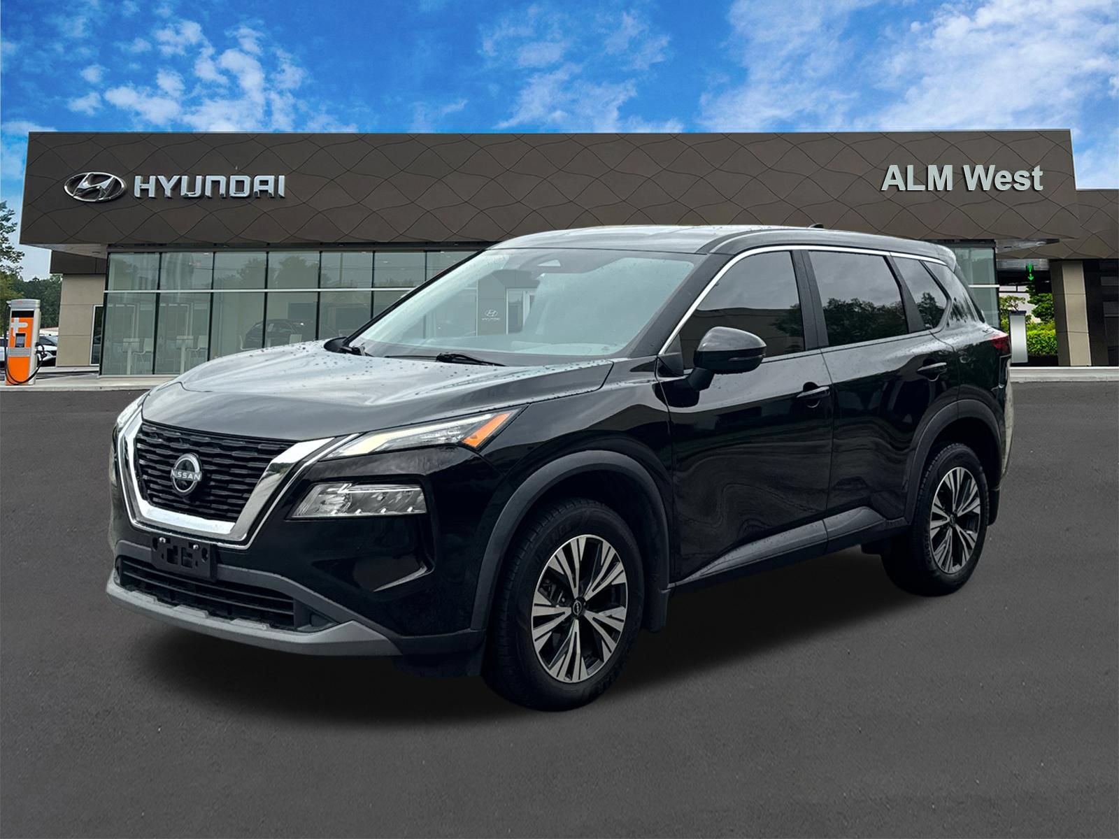 Used 2023 Nissan Rogue SV