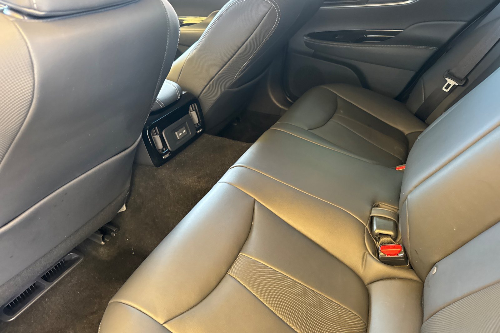 Certified 2025 Toyota Mirai XLE RWD image 15