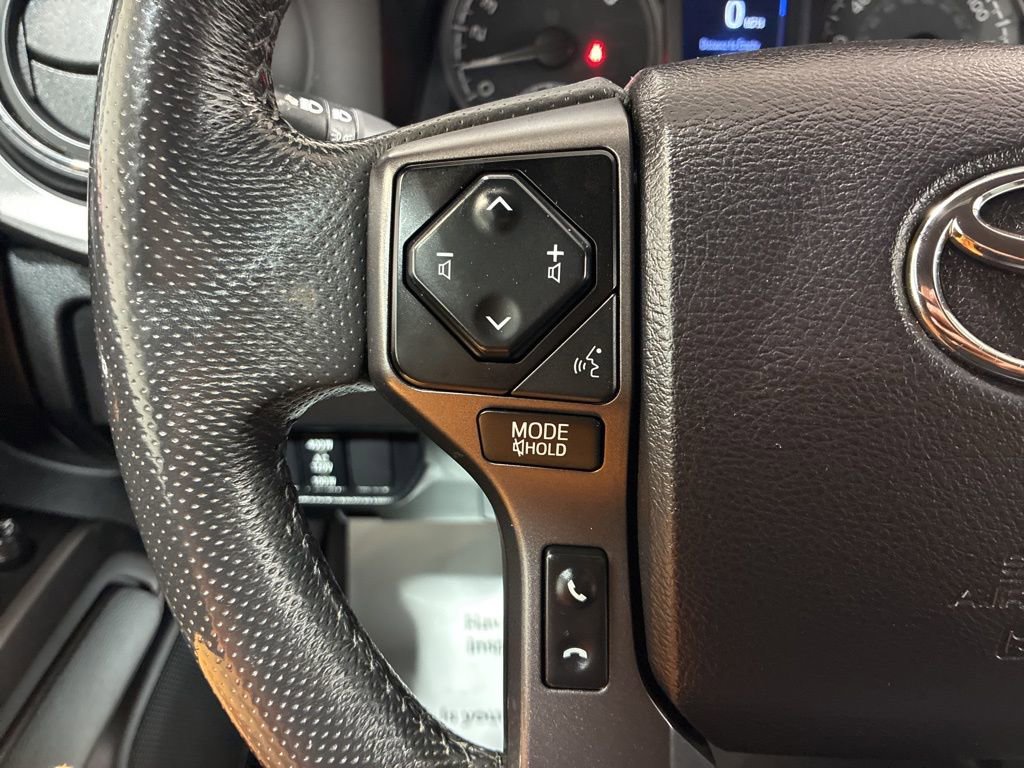 Used 2021 Toyota Tacoma TRD Sport w/ Technology Package image 28