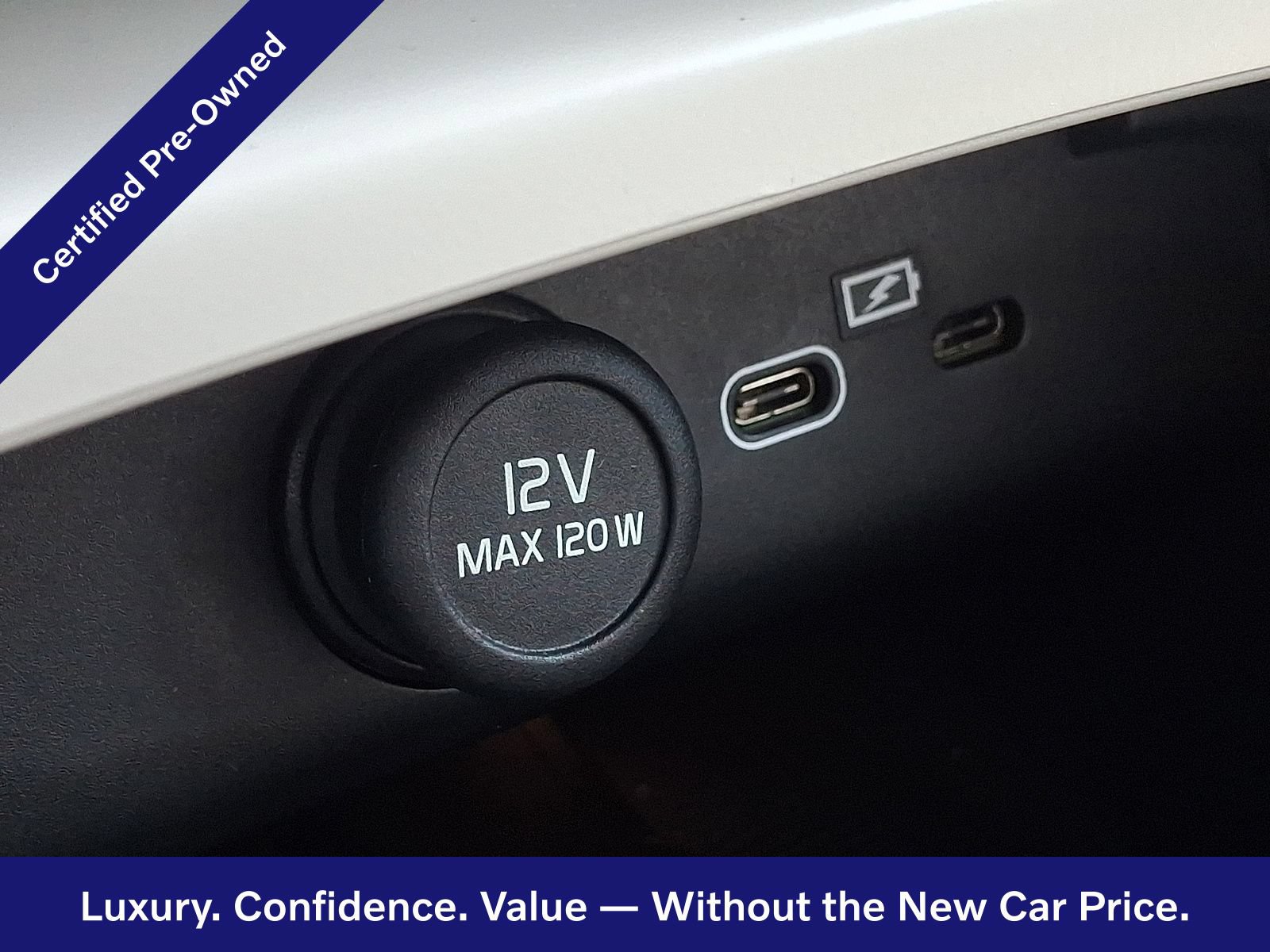 Certified 2024 Volvo XC40 B5 Ultimate w/ Climate Package AWD/4WD image 26