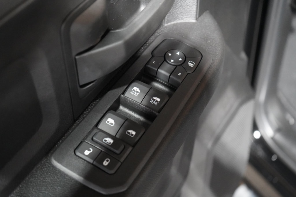New 2027 RAM 3500 Tradesman AWD/4WD image 18