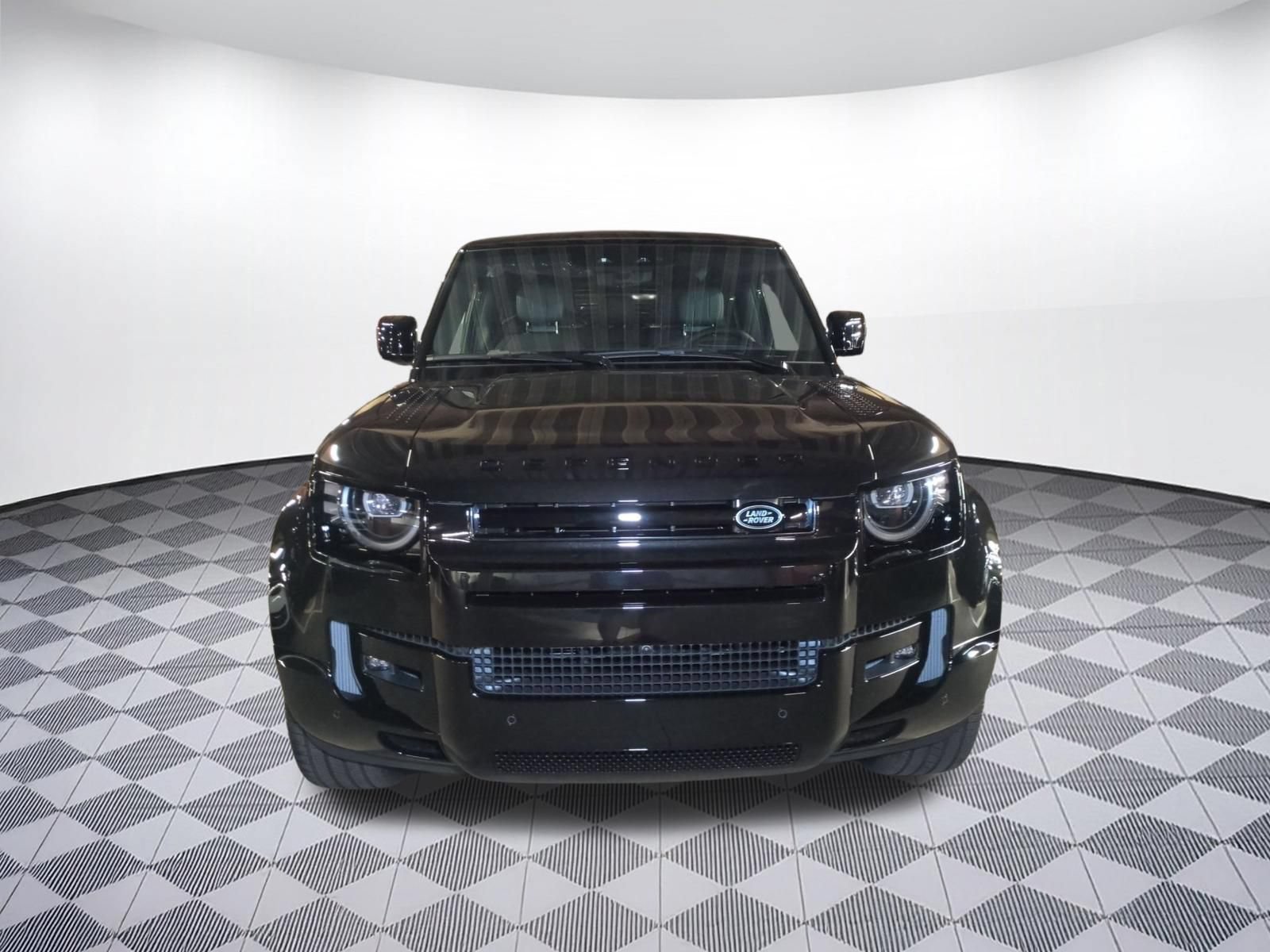 New 2026 Land Rover Defender 90 V8 AWD/4WD image 8