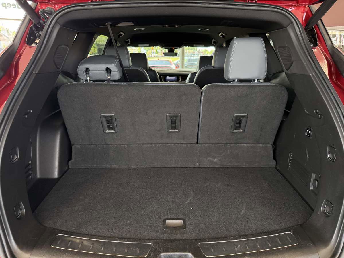 Used 2024 Buick Enclave Premium image 27