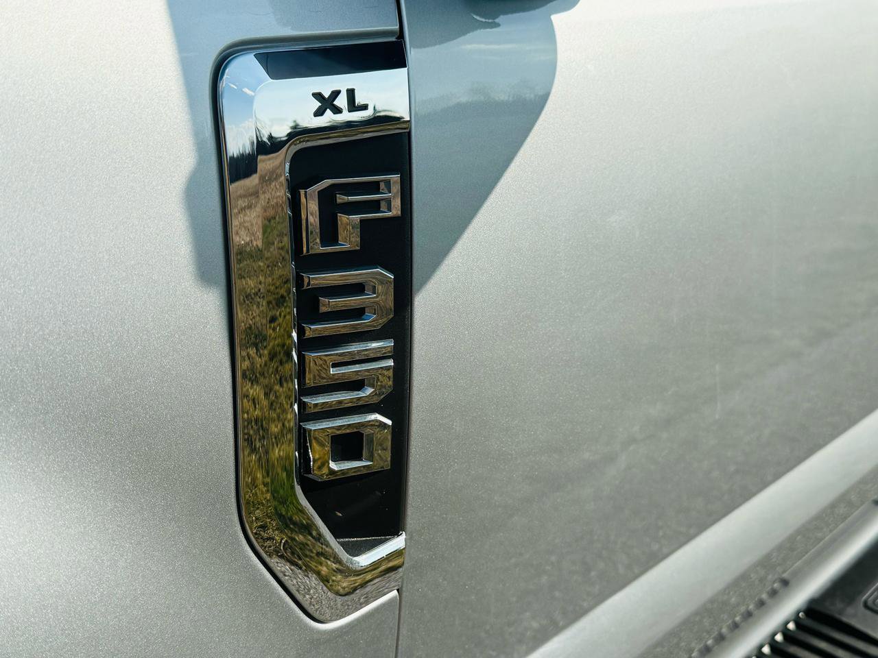 Used 2022 Ford F350 XL w/ Power Equipment Group image 2