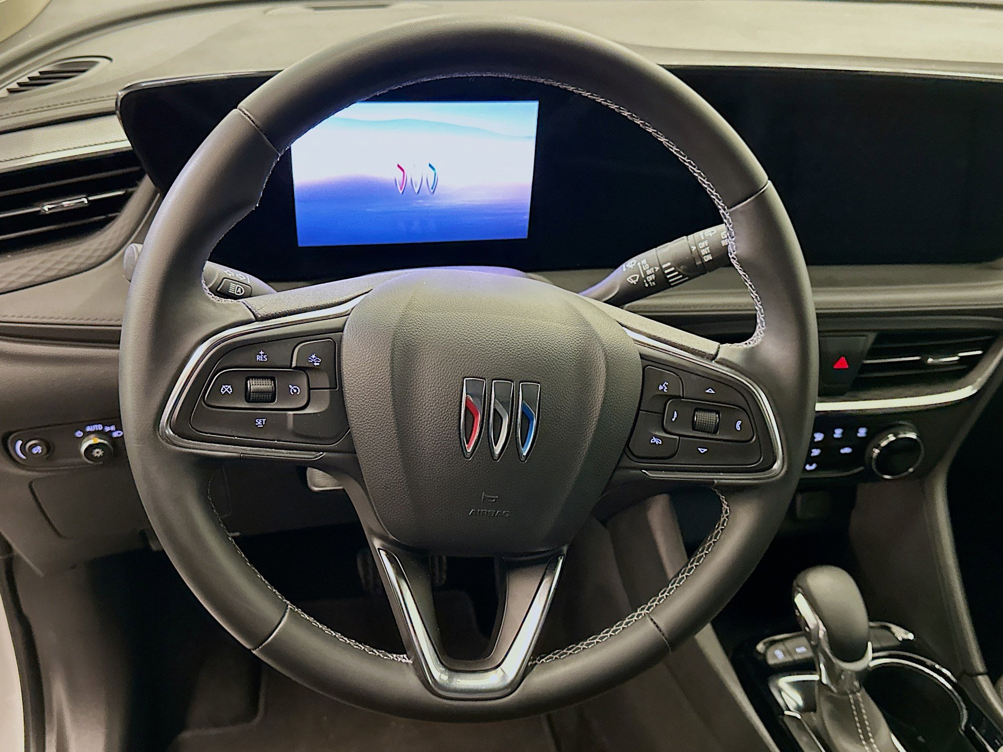 Used 2025 Buick Encore GX Preferred image 18