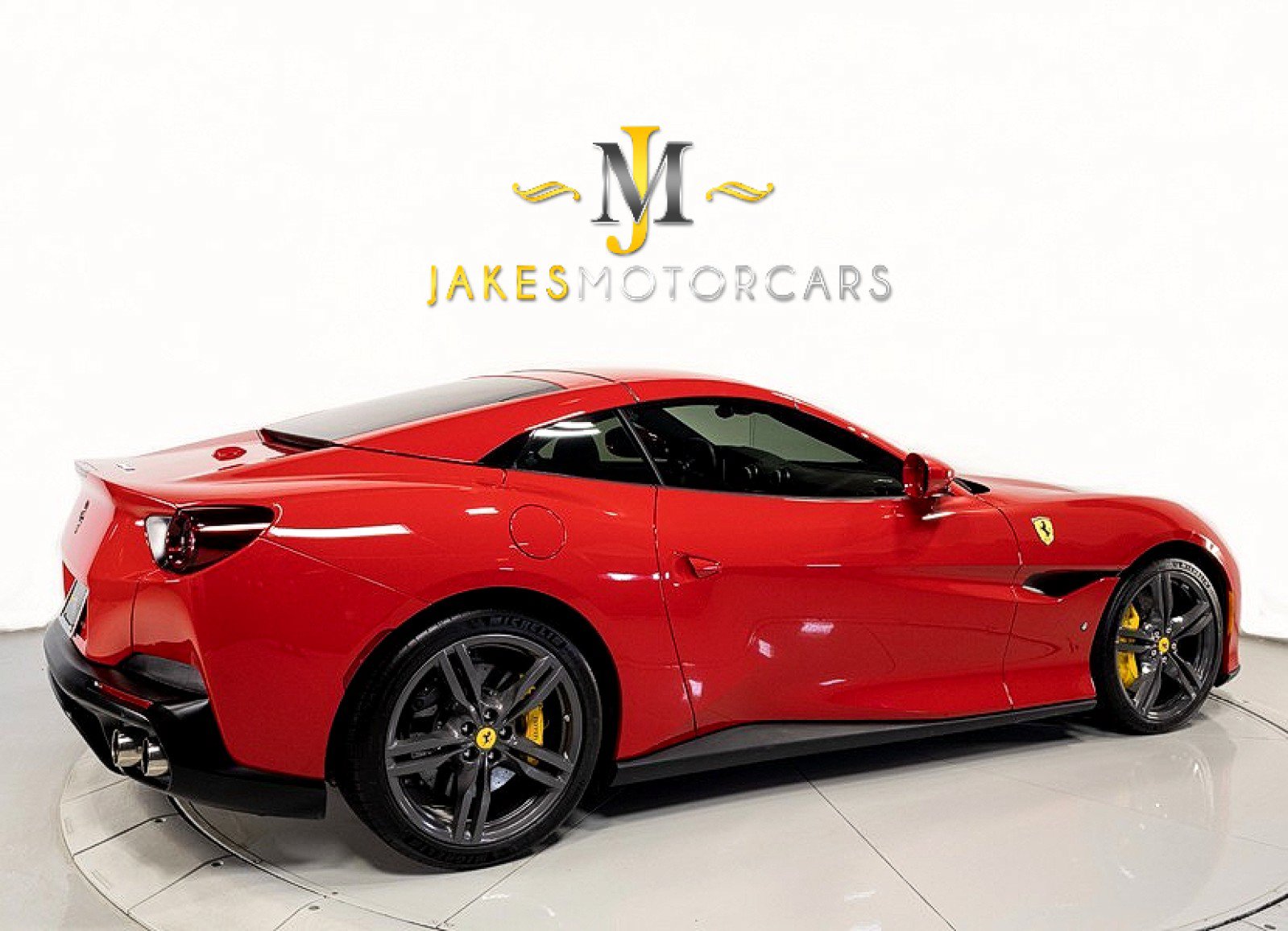 Used 2019 Ferrari Portofino RWD image 10