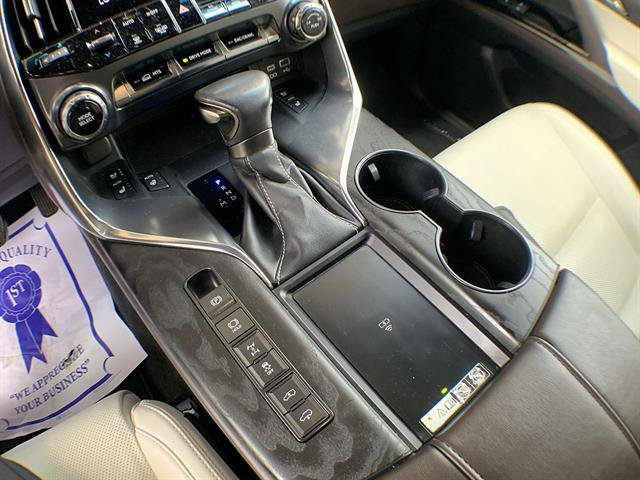 Used 2023 Lexus LX 600 4WD w/ Accessory Package (Z1) image 20