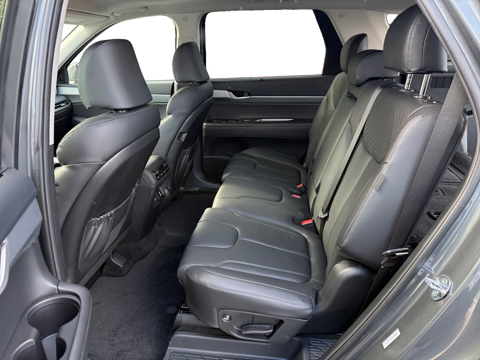 Used 2025 Hyundai Palisade SEL image 16